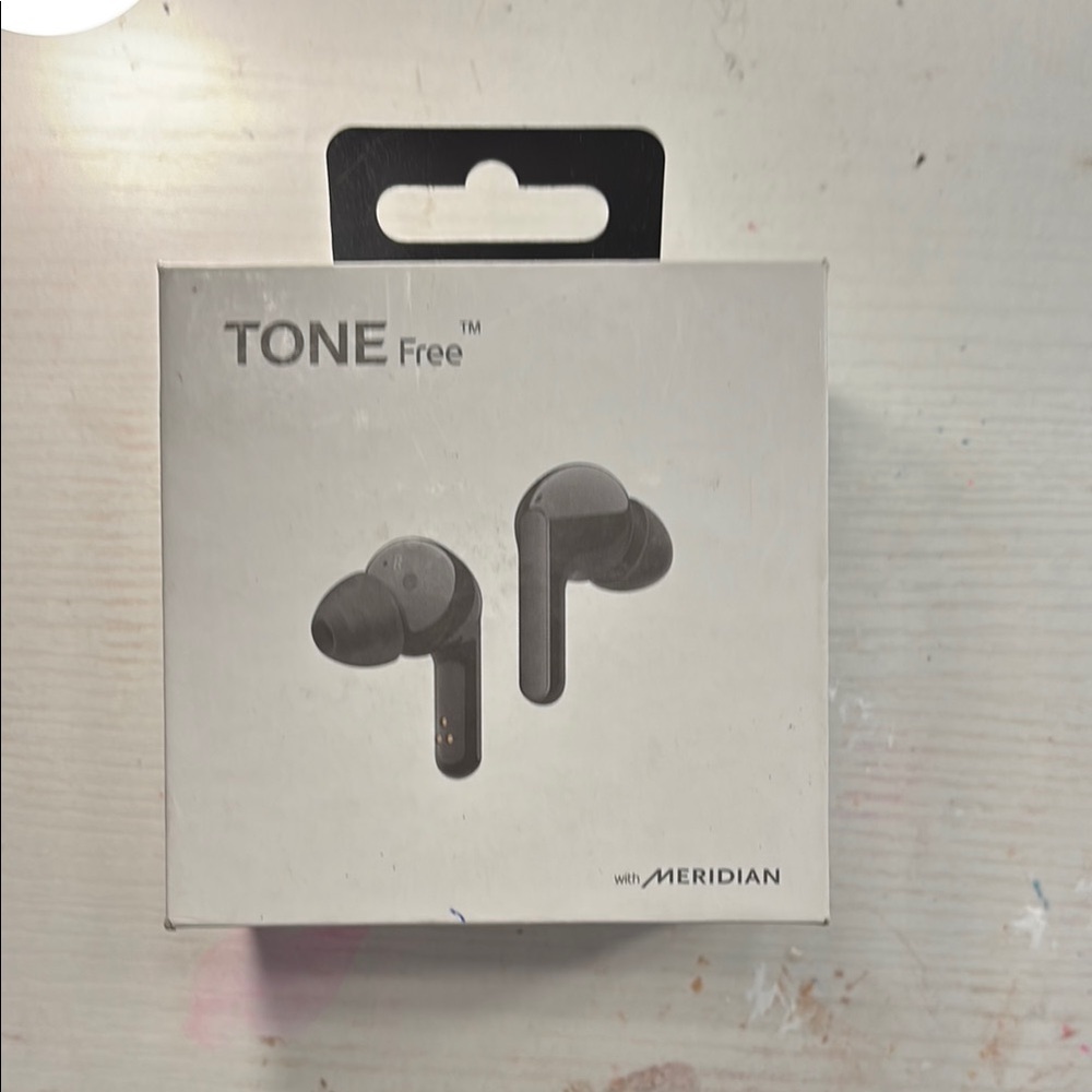 LG Tone Free Earbuds with Meridian - Dark Gray